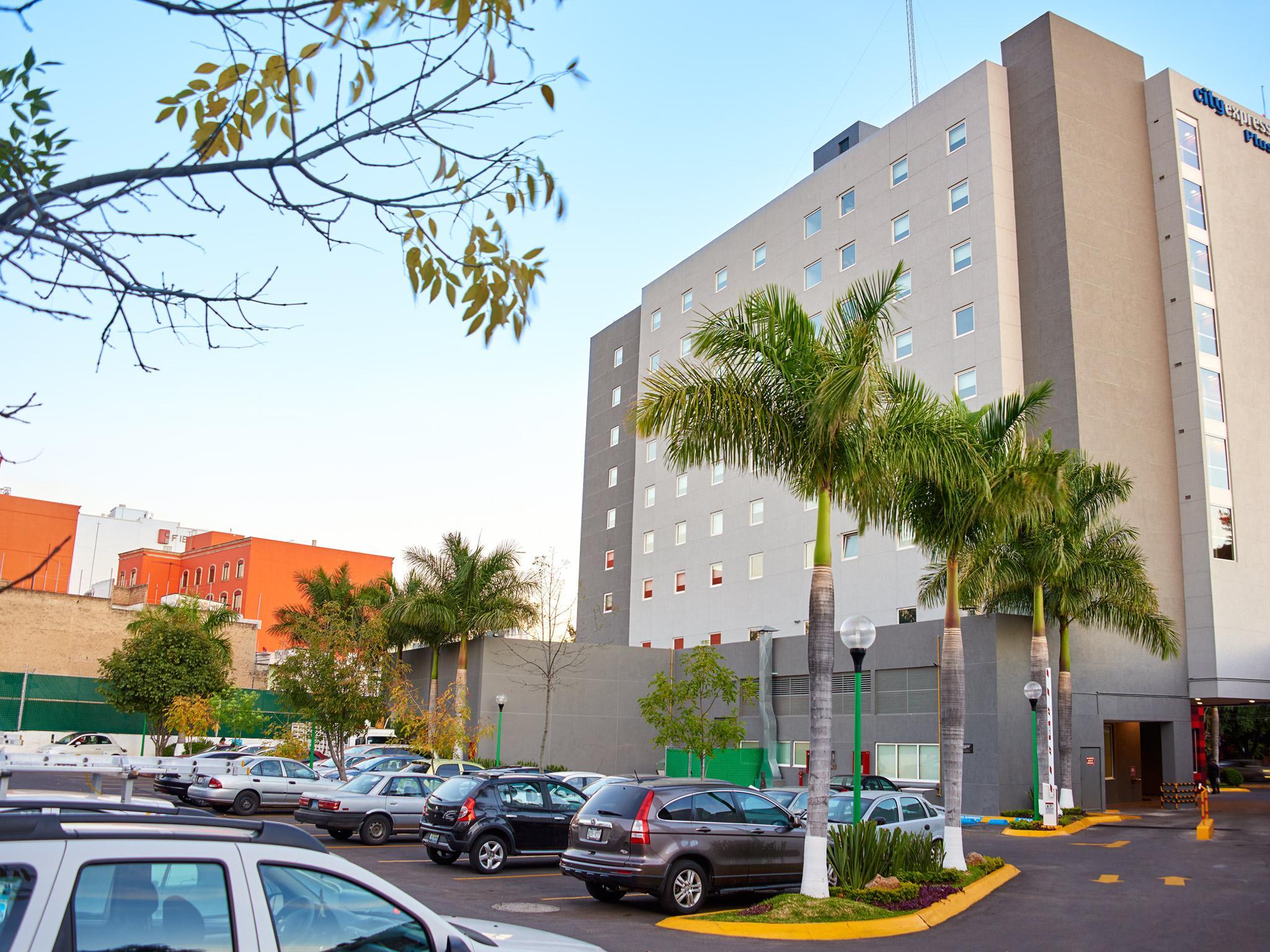 City Express Plus By Marriott Guadalajara Expo Zapopan Exterior photo
