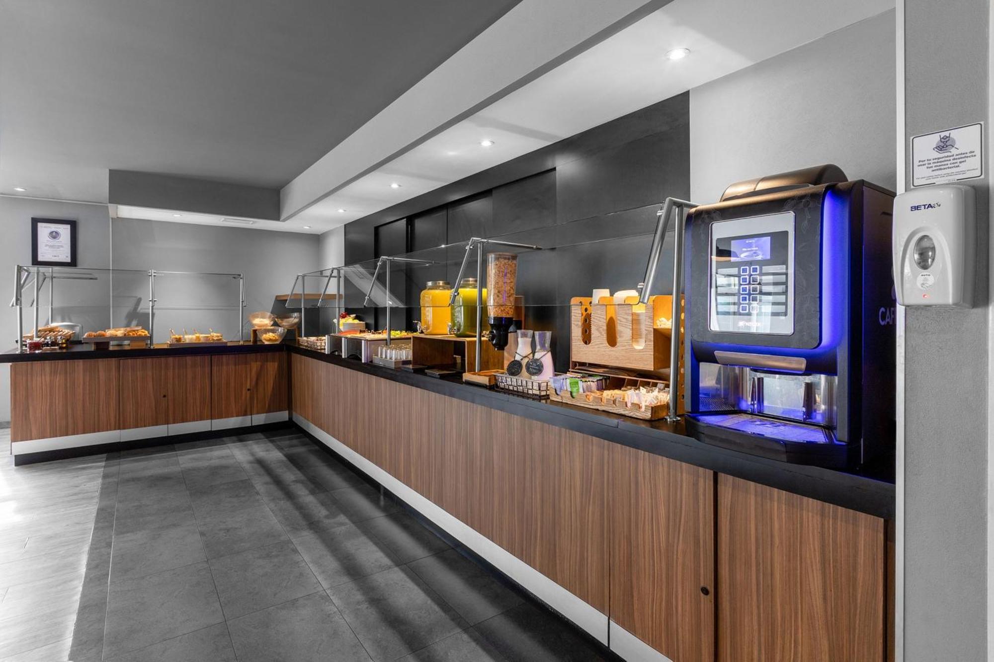 City Express Plus By Marriott Guadalajara Expo Zapopan Exterior photo