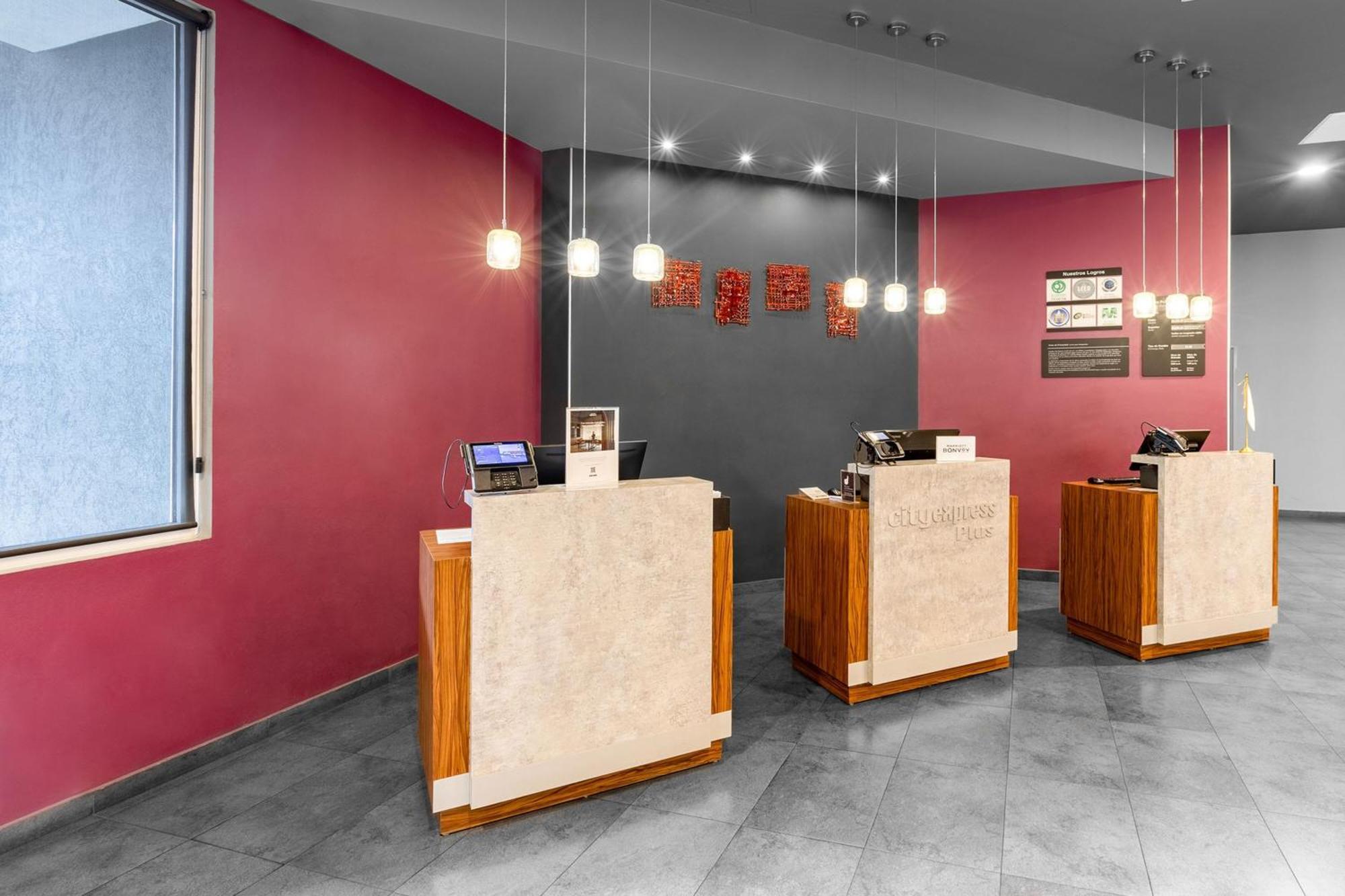 City Express Plus By Marriott Guadalajara Expo Zapopan Exterior photo
