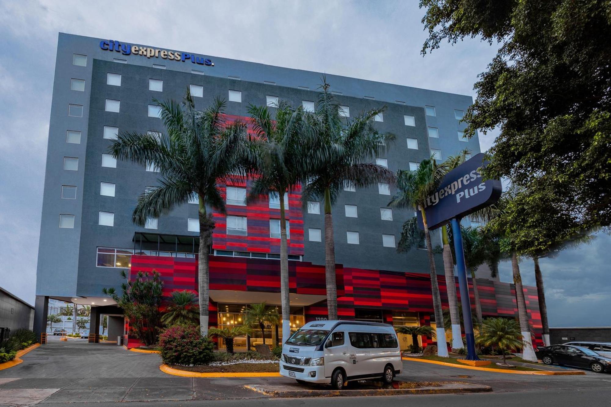 City Express Plus By Marriott Guadalajara Expo Zapopan Exterior photo